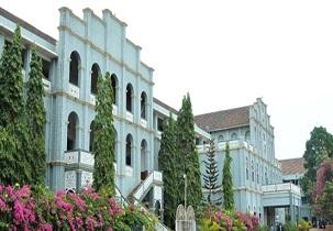 ST. ALOYSIUS COLLEGE